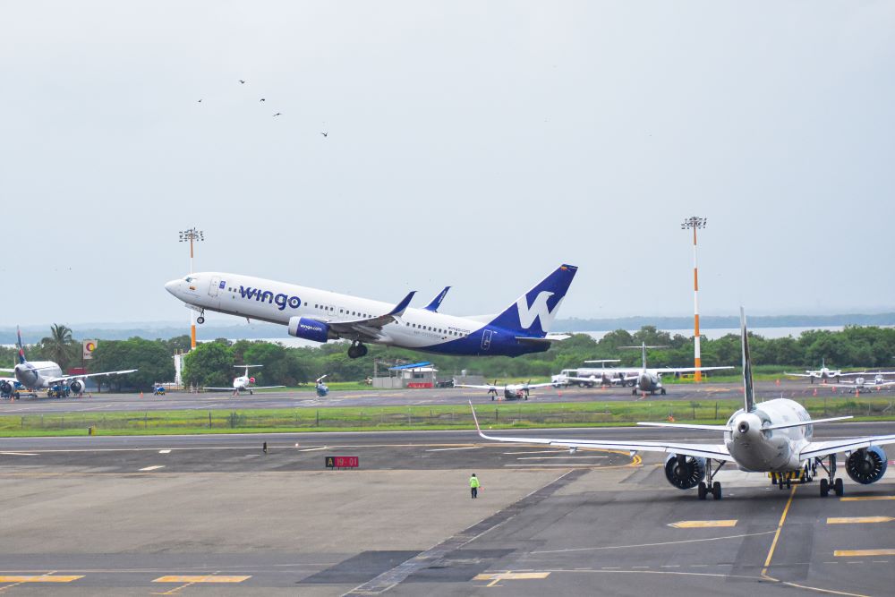 Aeropuerto Rafael Núñez reporta balance de julio y entrega recomendaciones para la temporada de cometas
